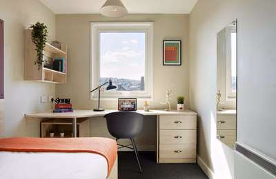 Amenities?w=400&h=260&fit=crop&q=40&auto=format&trim=auto
