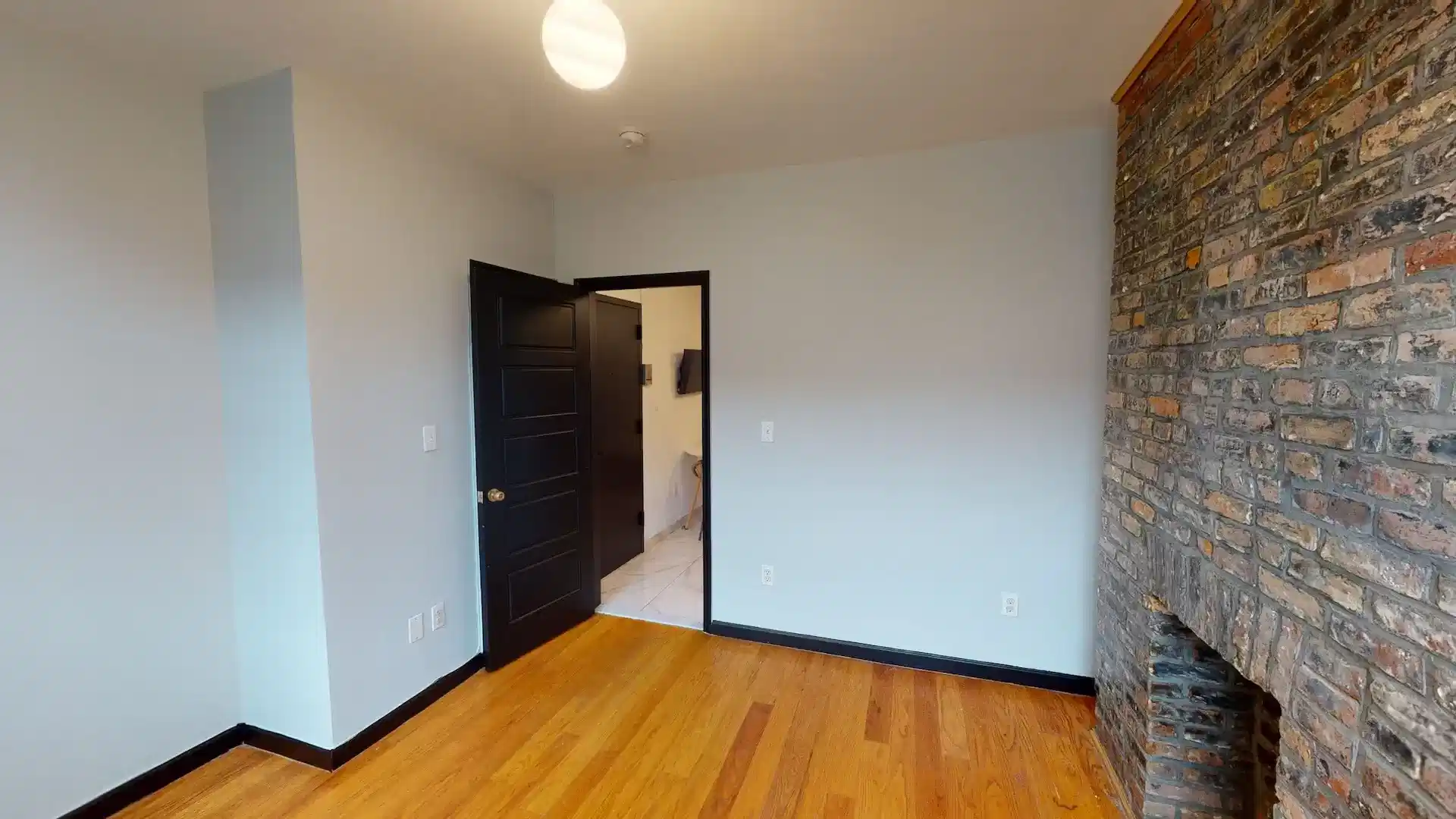 Amenities?w=400&h=260&fit=crop&q=40&auto=format&trim=auto