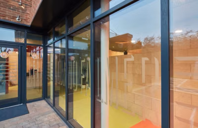 Alumno Falmer, Brighton - Brighton, England, United Kingdom - Exterior