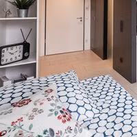 Amenities?w=400&h=260&fit=crop&q=40&auto=format&trim=auto