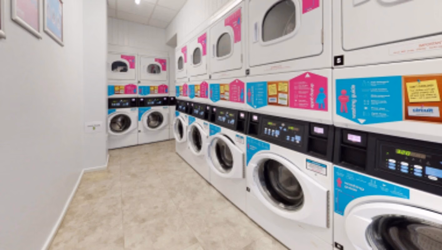 iQ Opal Court, Leicester - Leicester, England, United Kingdom - Amenities