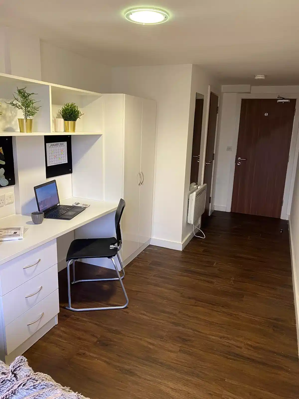 Kitchen?w=400&h=260&fit=crop&q=40&auto=format&trim=auto