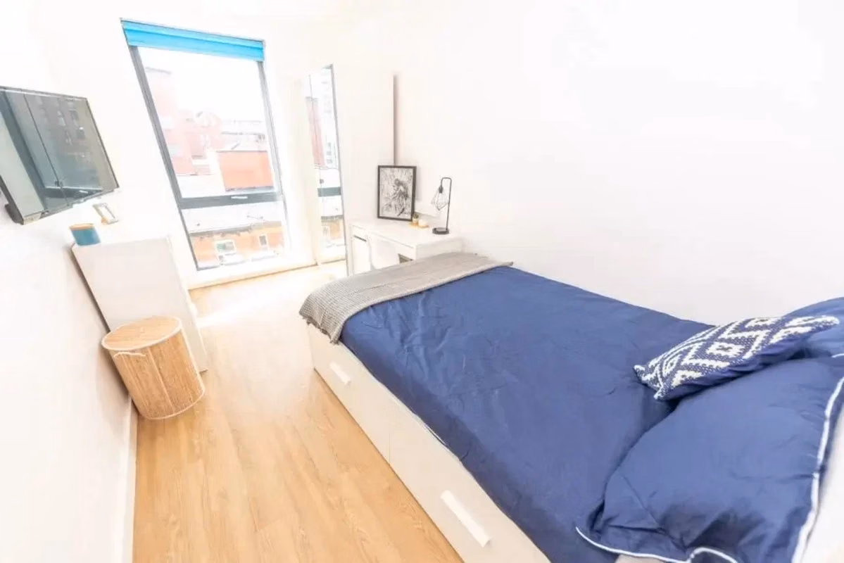 X1 Chapel Street, Manchester - Manchester, England, United Kingdom - Double Ensuite - Bedroom