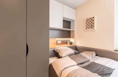 Amenities?w=400&h=260&fit=crop&q=40&auto=format&trim=auto