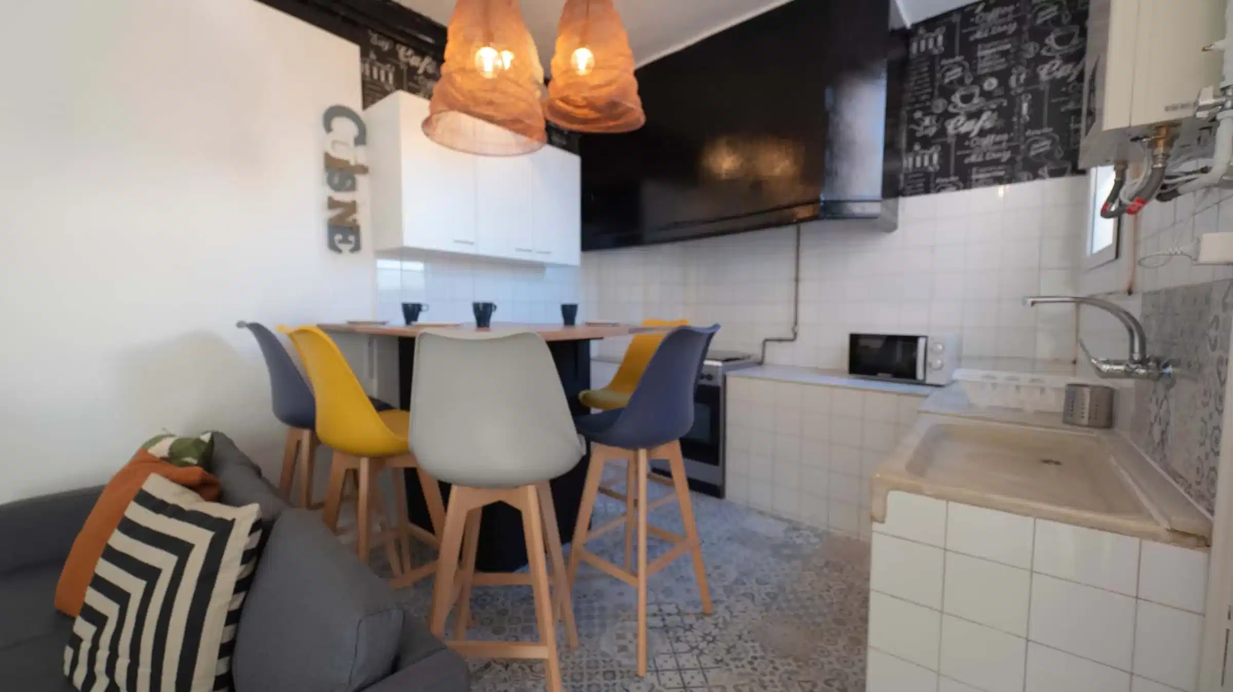 SPC 8012, Barcelona - Barcelona, Spain - #164498: Room in a 5 Bed 3 Bath (Carrer Gran De Gràcia) - Kitchen