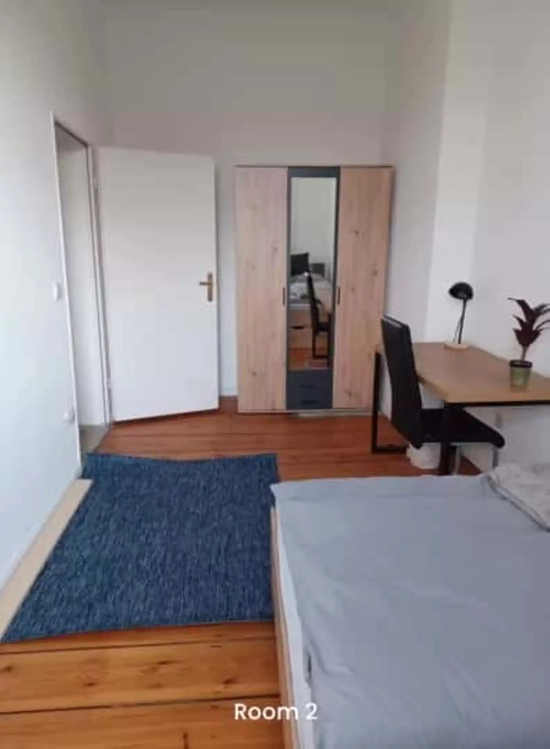 Amenities?w=400&h=260&fit=crop&q=40&auto=format&trim=auto