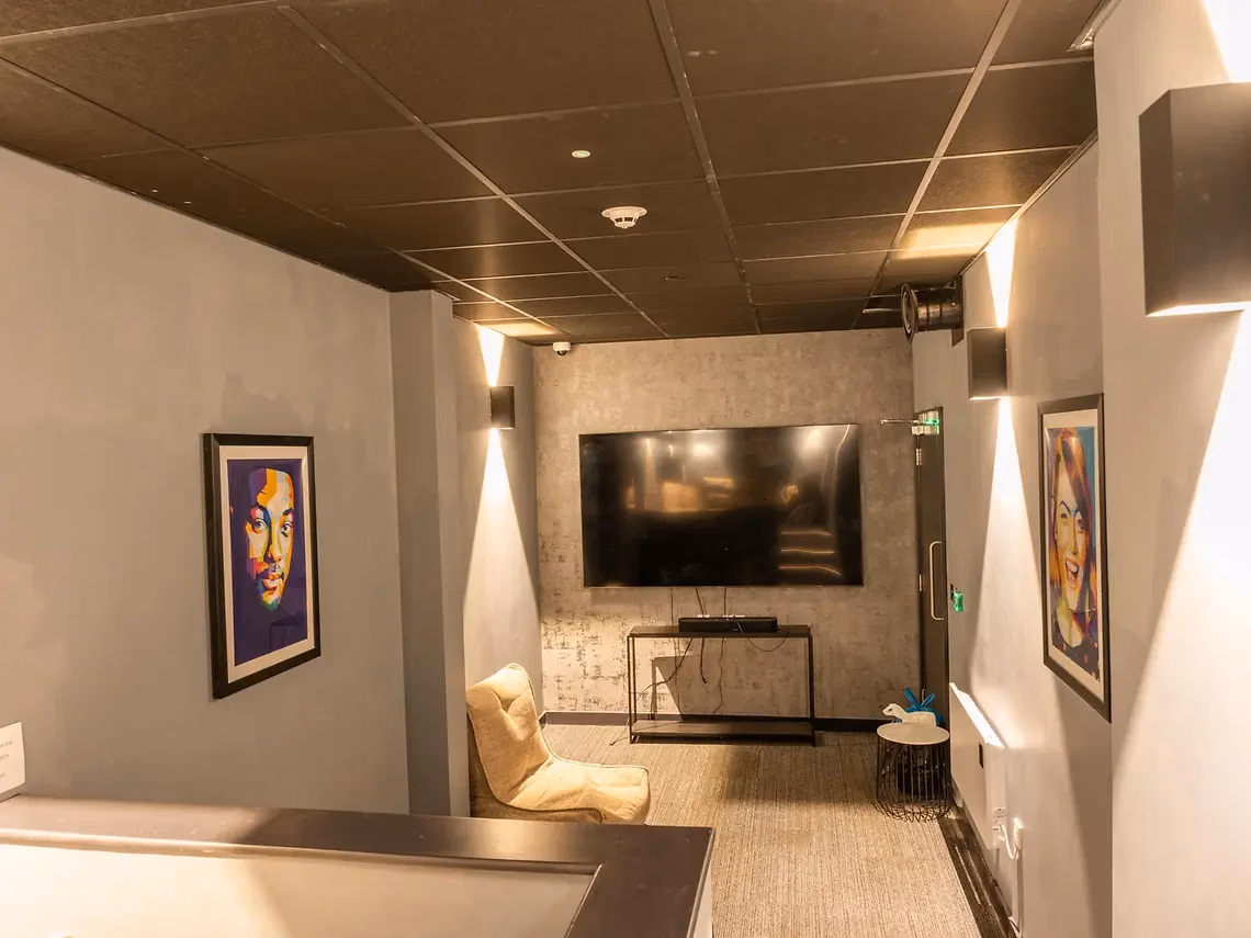 Boutique Student Living, Swansea - Swansea, Wales, United Kingdom - Common Area