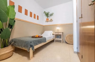 Room in 7 Bed 3 Bath | Garcilaso - Bedroom?w=400&h=260&fit=crop&q=40&auto=format&trim=auto