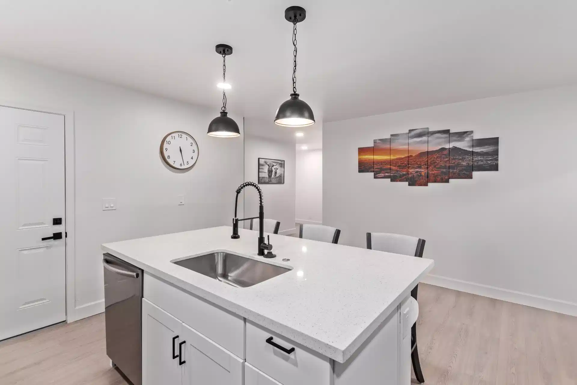 #50319  : Room in 10 Bed 3 Bath - Kitchen?w=400&h=260&fit=crop&q=40&auto=format&trim=auto