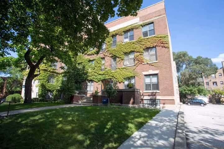 5128-5132 S. Cornell Avenue, Chicago - Chicago, Illinois, United States - Exterior