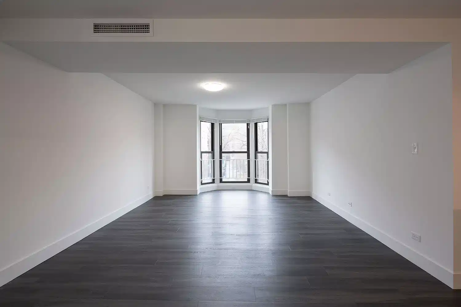 1400 E. 57th Street, Chicago - Chicago, Illinois, United States - Room