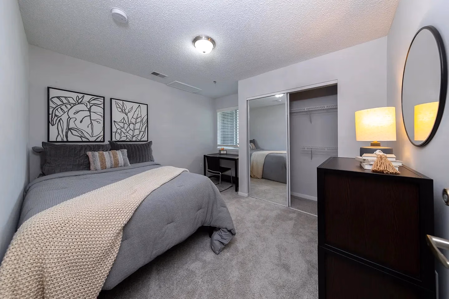 848 Mitchell, Arlington - Arlington, Texas, United States - Bedroom
