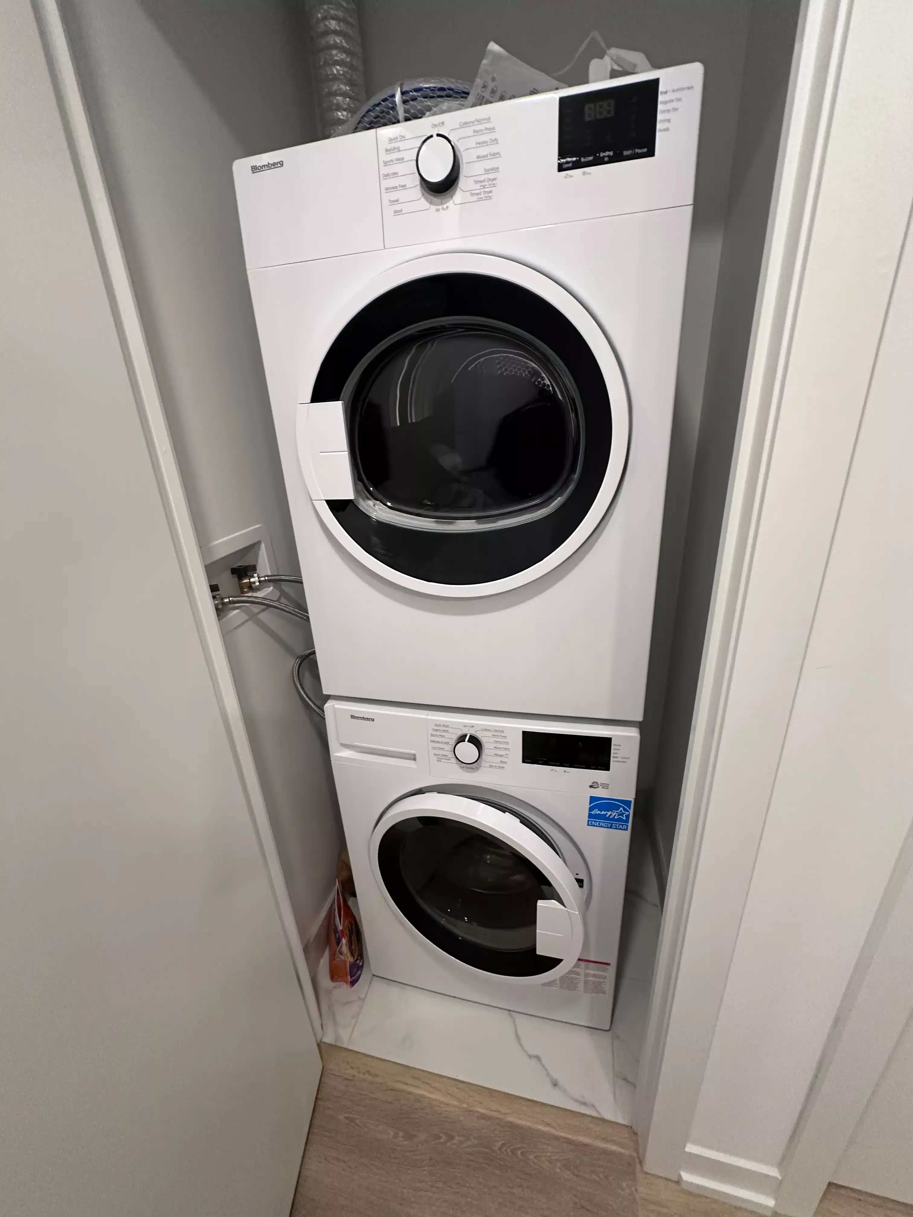 Flex Plus Room - Bathroom?w=400&h=260&fit=crop&q=40&auto=format&trim=auto