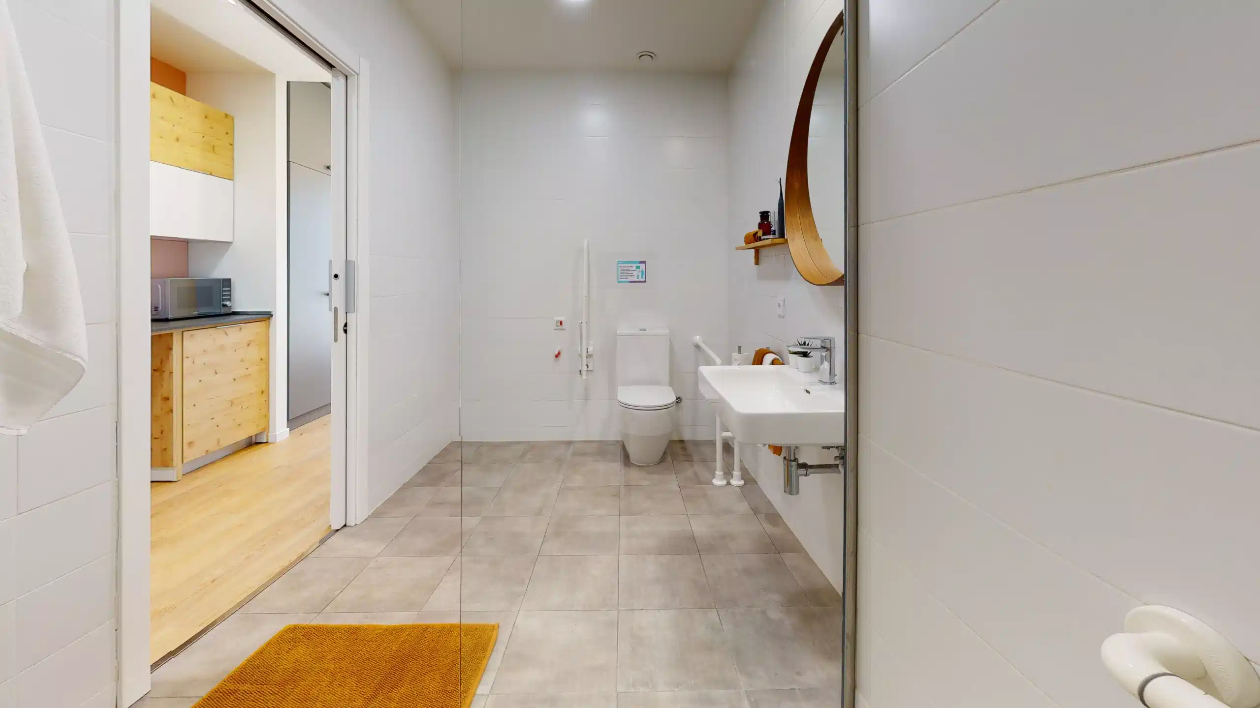 Amenities?w=400&h=260&fit=crop&q=40&auto=format&trim=auto