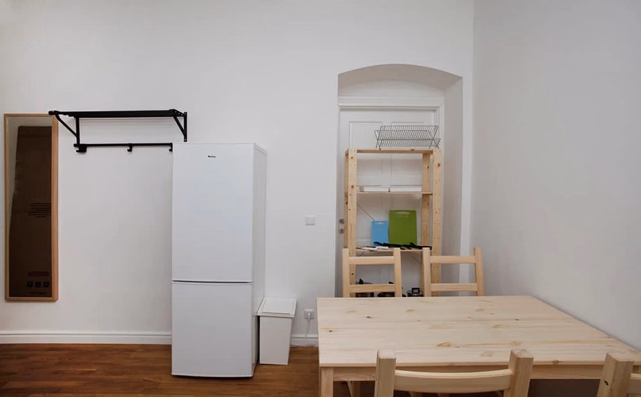 Kitchen?w=400&h=260&fit=crop&q=40&auto=format&trim=auto