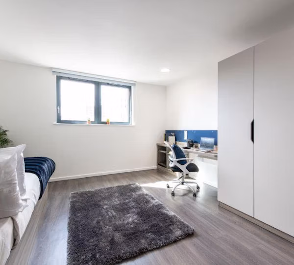 Amenities?w=400&h=260&fit=crop&q=40&auto=format&trim=auto