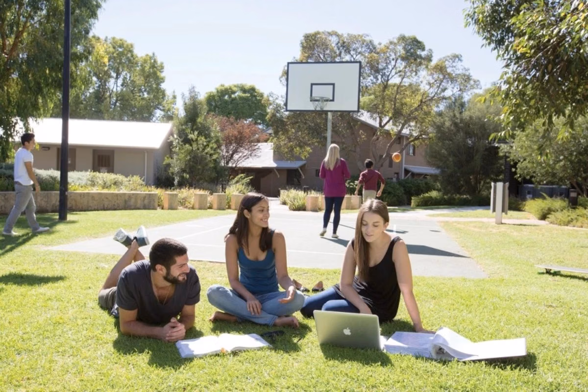 ECU Village Mount Lawley(Edith Cowan University and Associated Institutions), Perth - Perth, Western Australia, Australia - Amenities