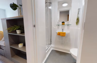 Amenities?w=400&h=260&fit=crop&q=40&auto=format&trim=auto