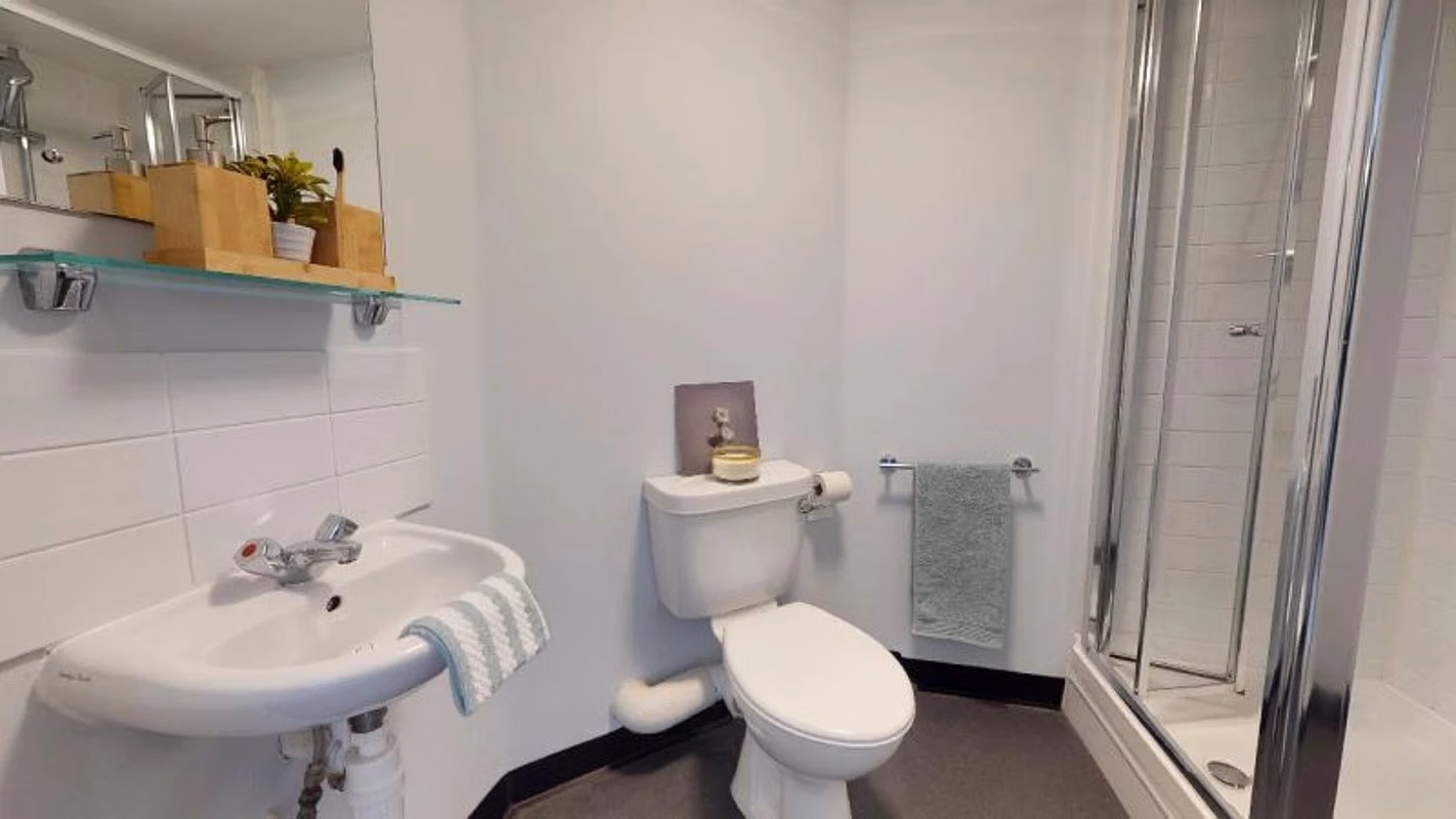 Amenities?w=400&h=260&fit=crop&q=40&auto=format&trim=auto