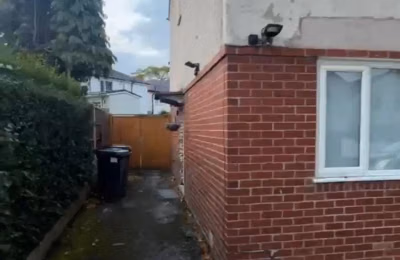 Room in a 2 Bedroom Apartment, 17 Elms Rd, Unsworth, Manchester M45 8GF - Manchester, England, United Kingdom - Exterior
