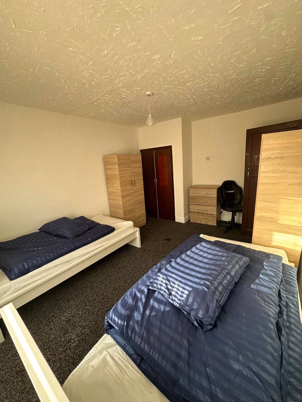 Room in a 5 Bedroom Apartment, MacGregor Rd, London E16 3LL - London, England, United Kingdom - Bedroom
