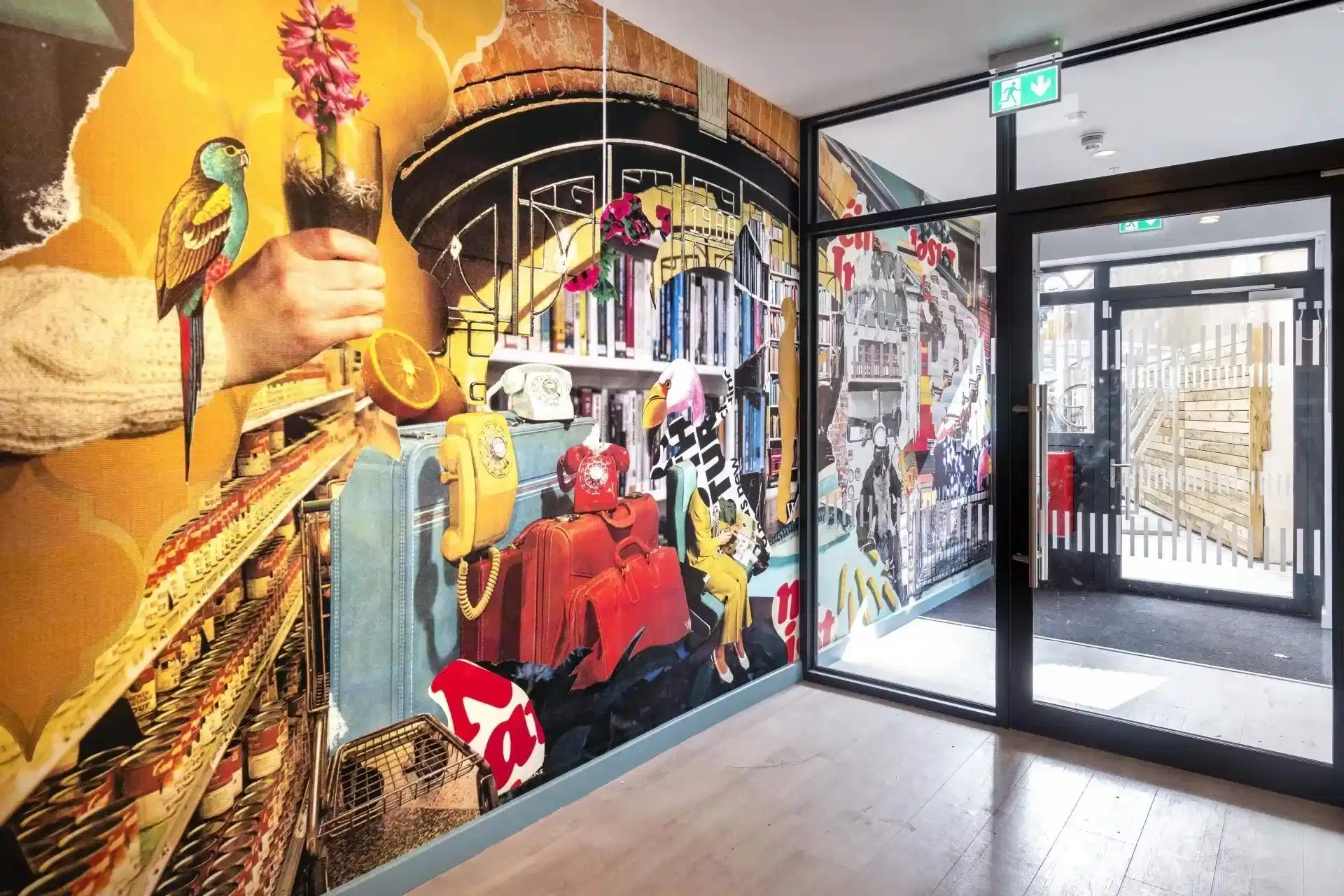 Amenities?w=400&h=260&fit=crop&q=40&auto=format&trim=auto