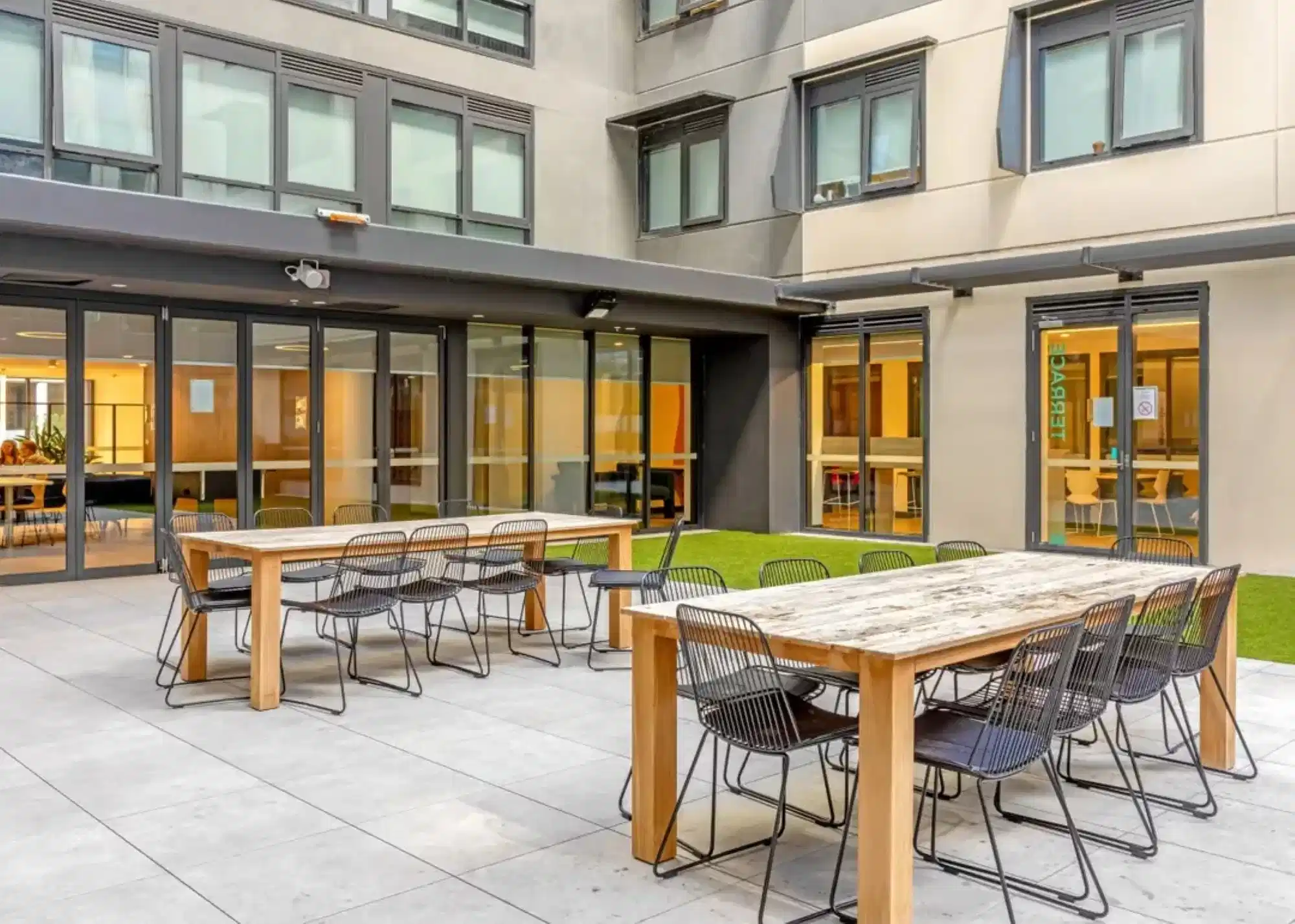 Accolade on Moore  (Formerly Y Suites On Moore), Canberra - Canberra, Australian Capital Territory, Australia - Exterior