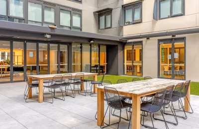 Accolade on Moore (Formerly Y Suites On Moore), Canberra - Canberra, Australian Capital Territory, Australia - Exterior