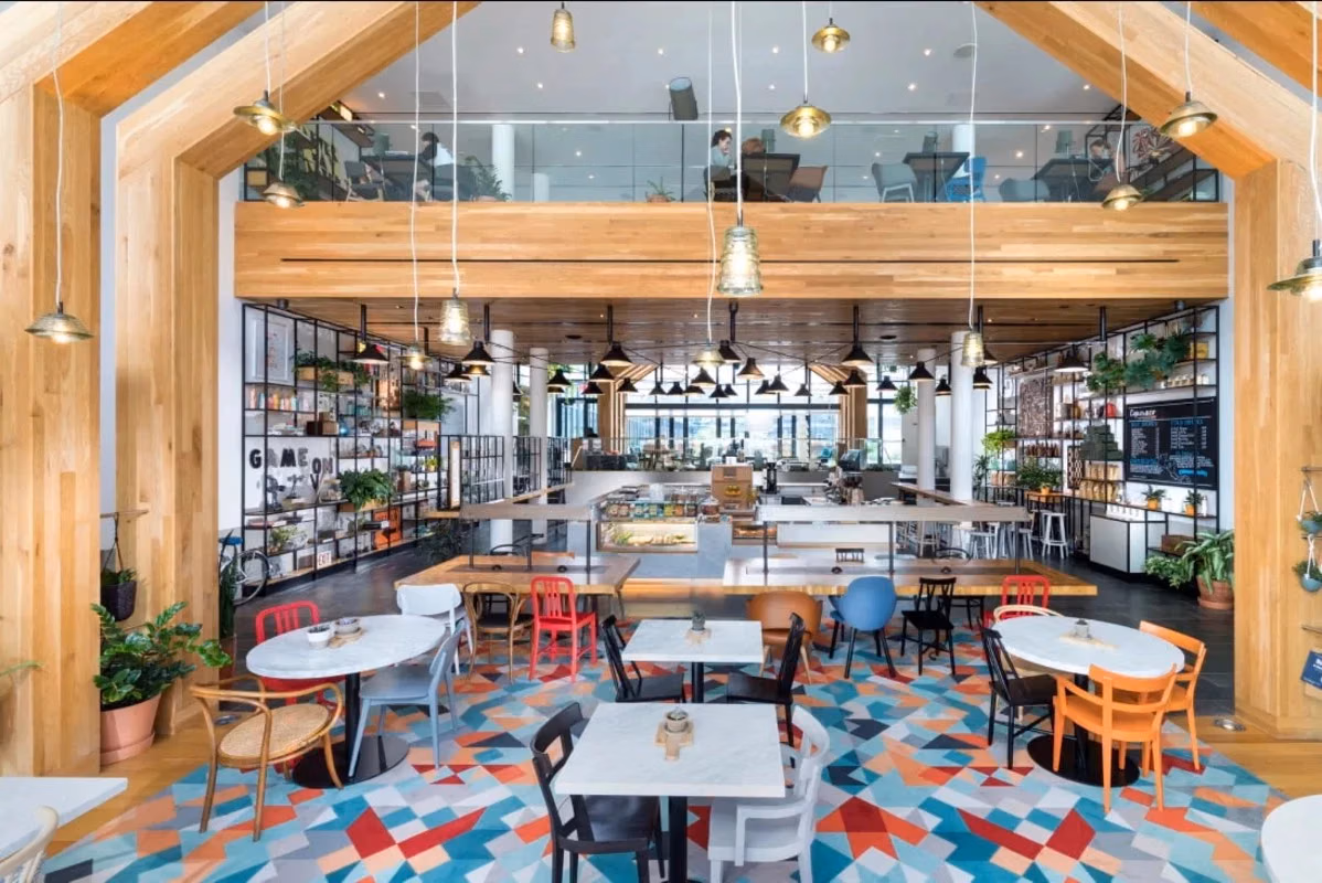 Common Area?w=400&h=260&fit=crop&q=40&auto=format&trim=auto