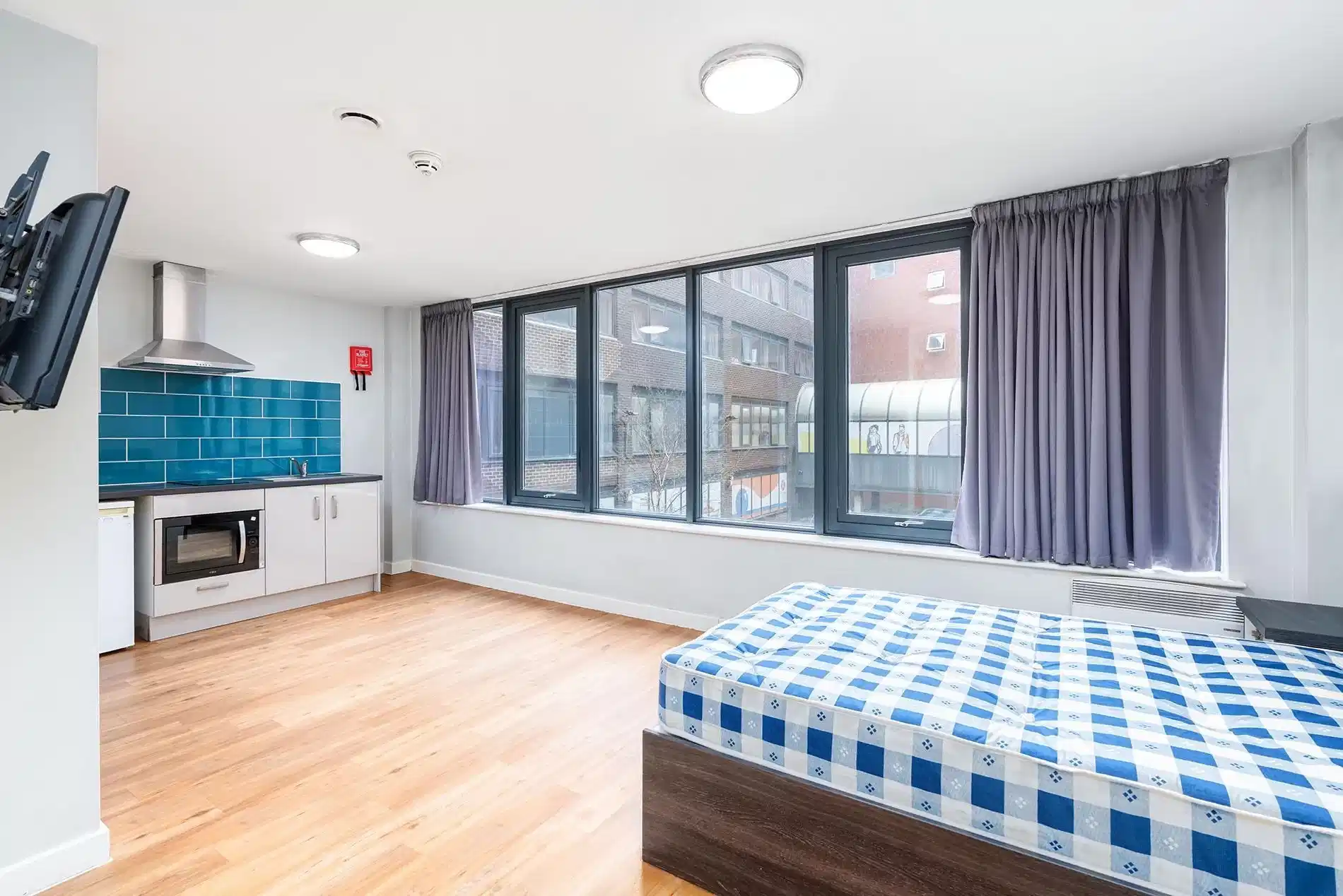 Sovereign House, Sheffield - Sheffield, England, United Kingdom - Premium Studio - Single - Bedroom