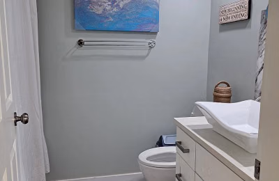 SPR V3V4G1, Surrey - Surrey, Canada - Bathroom