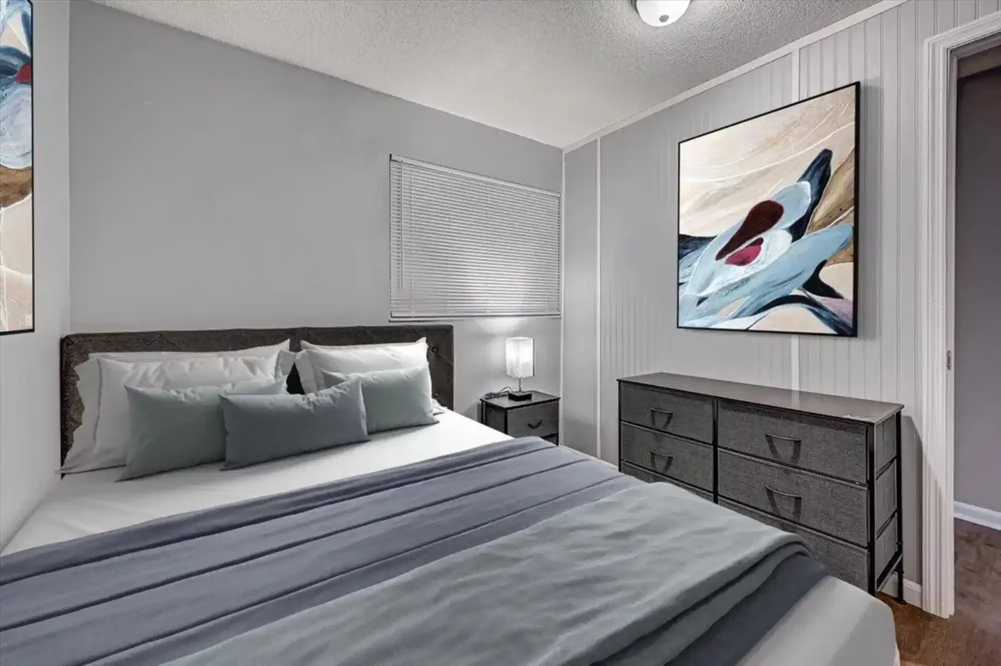 PDP 32208, Jacksonville - Jacksonville, Florida, United States - #10075: Room in 6 Bed 2 Bath - Bedroom