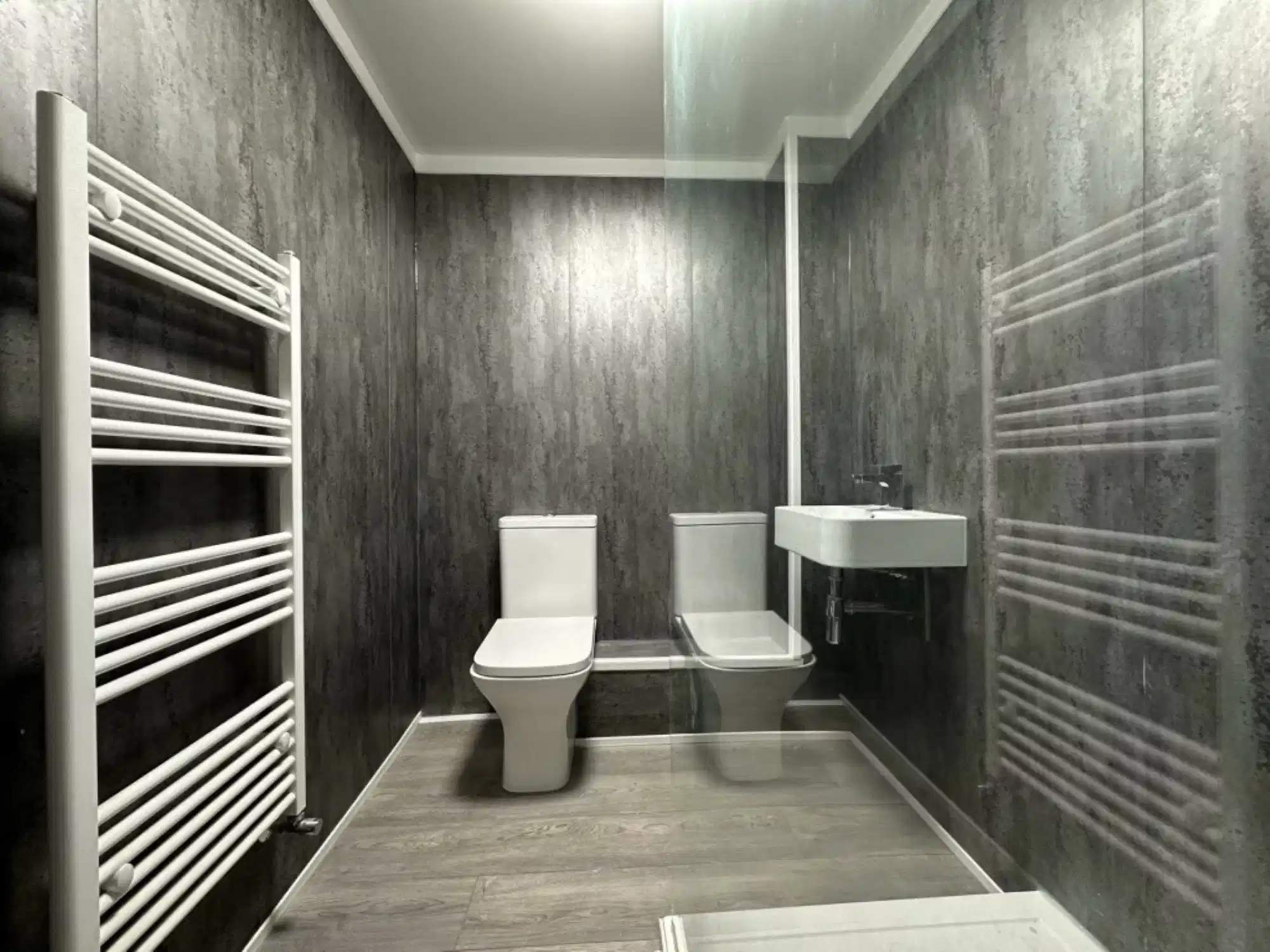 Kitchen?w=400&h=260&fit=crop&q=40&auto=format&trim=auto