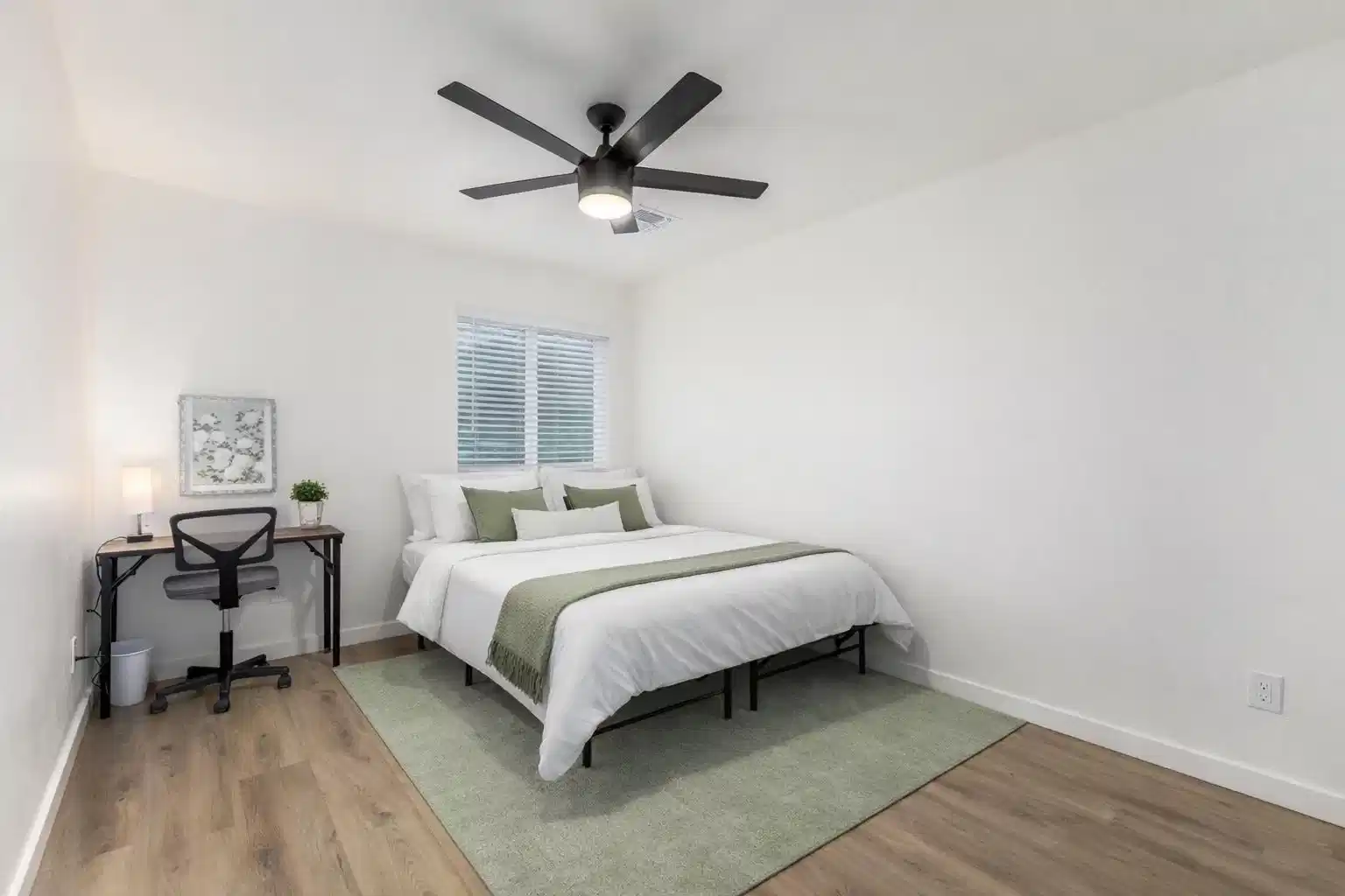 PDP 85281, Tempe - Tempe, Arizona, United States - #90635: Room in 9 Bed 3 Bath - Bedroom