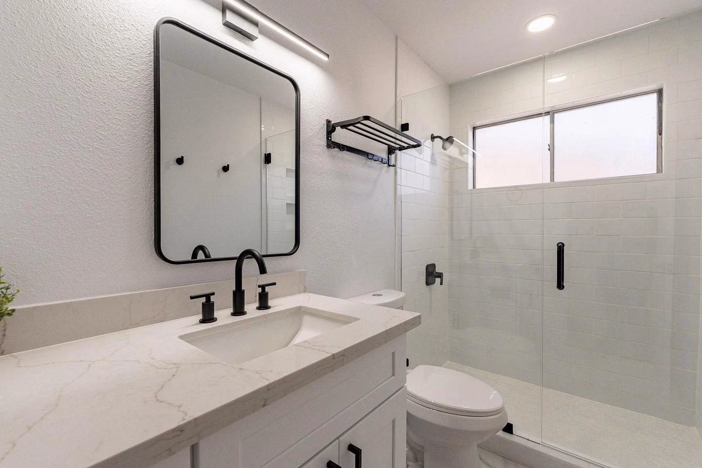 PDP 85051, Phoenix - Phoenix, Arizona, United States - #23491: Room in 6 Bed 2 Bath - Bathroom