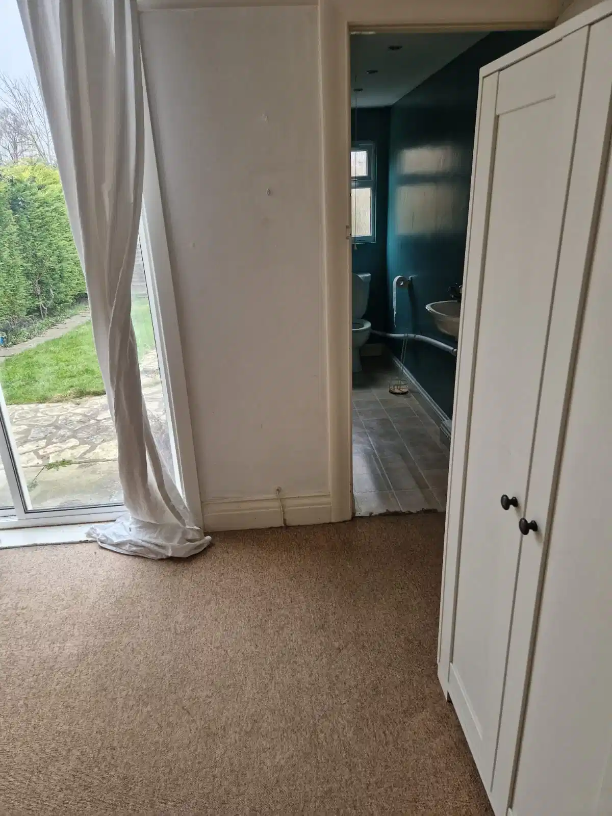 159 Southmead Road, Bristol - Bristol, England, United Kingdom - Room