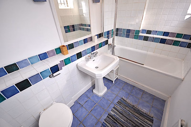 12 Daventry Street, London - London, England, United Kingdom - Bathroom