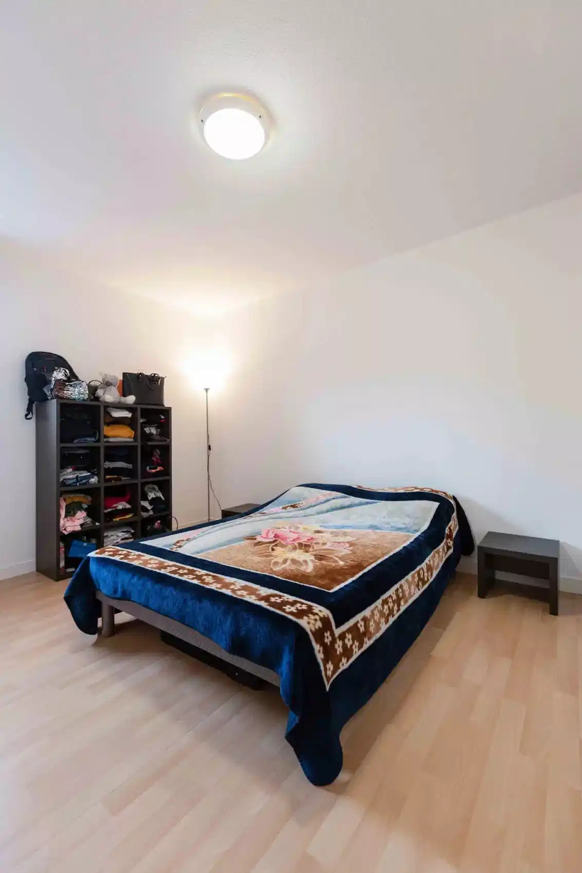 Common Area?w=400&h=260&fit=crop&q=40&auto=format&trim=auto