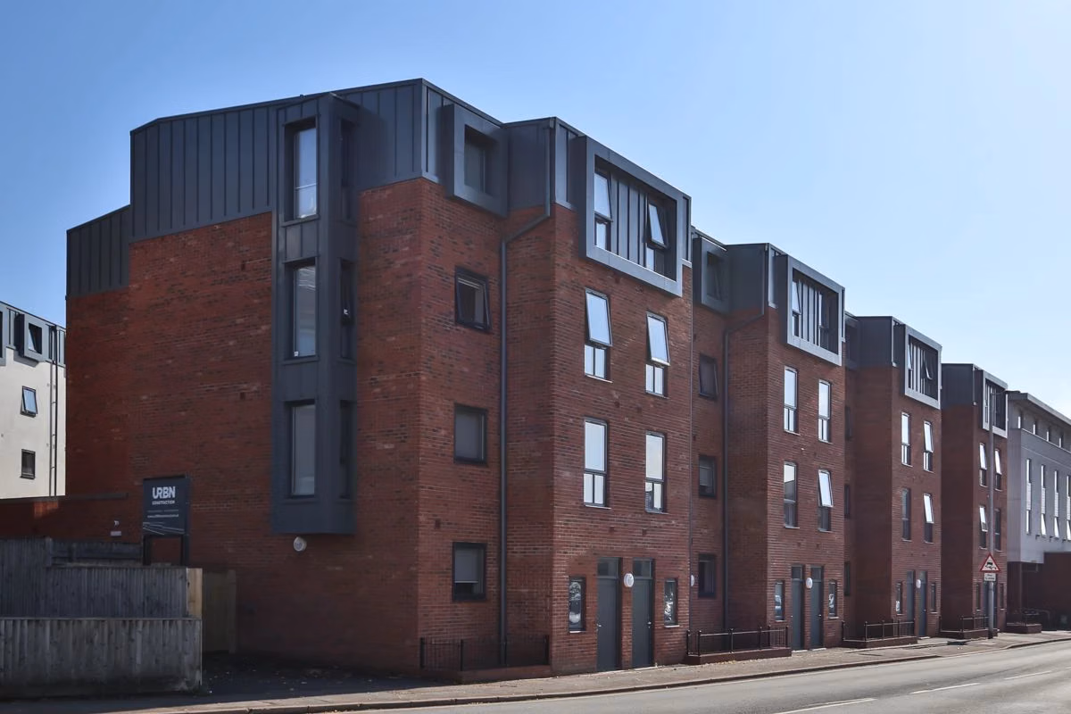 Amenities?w=400&h=260&fit=crop&q=40&auto=format&trim=auto