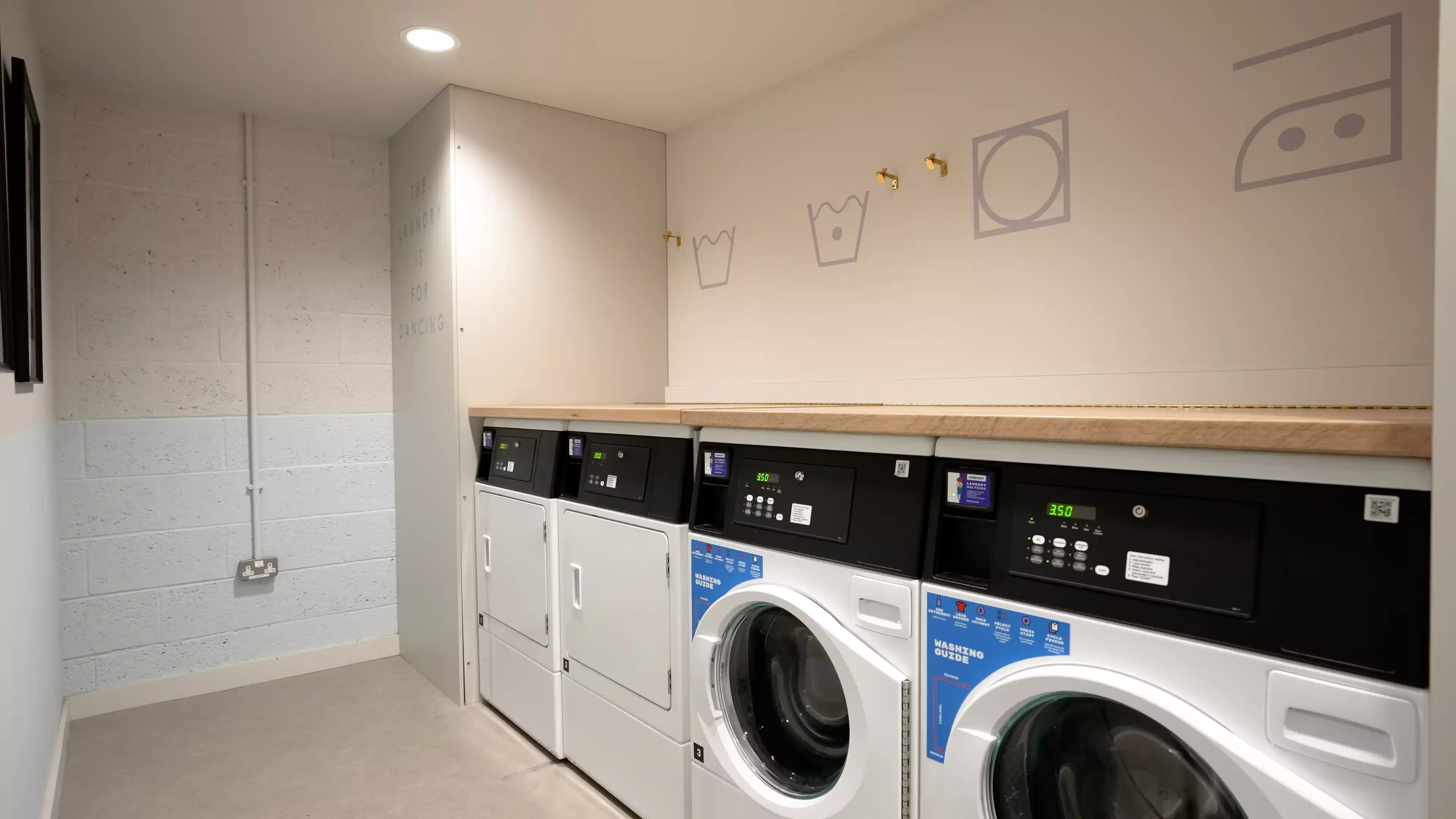 St Mark's Court, Leeds - Leeds, England, United Kingdom - Amenities