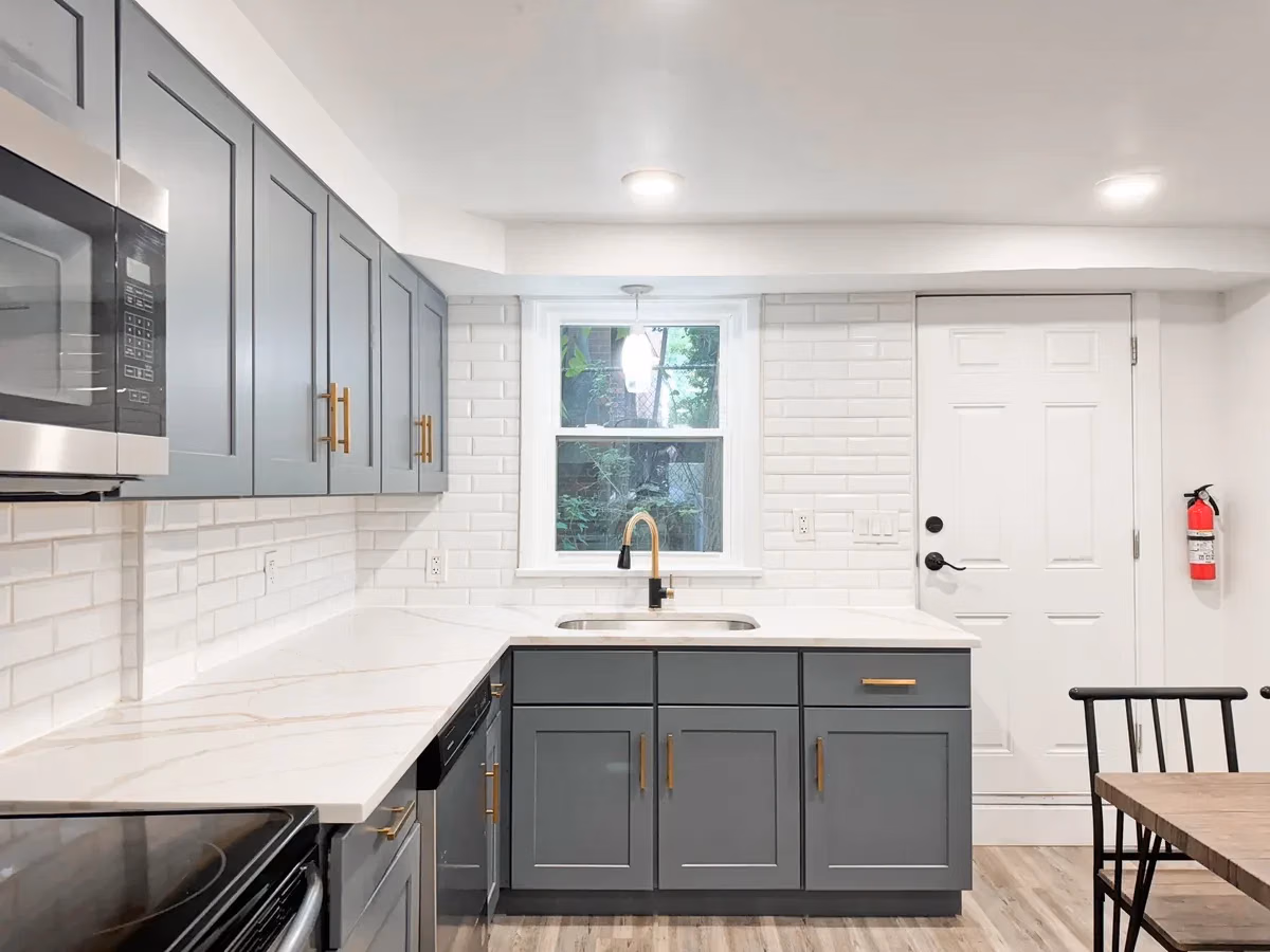361 Ophelia St, Pittsburgh - Pittsburgh, Pennsylvania, United States - Kitchen