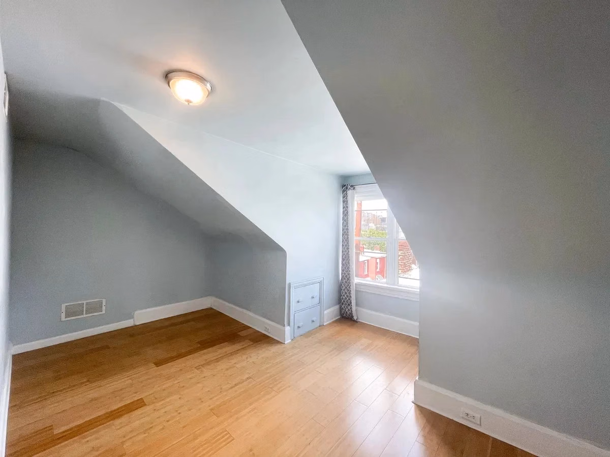 511 Cato St, Pittsburgh - Pittsburgh, Pennsylvania, United States - Room