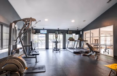 Campus Court Lexington, Lexington - Lexington, Kentucky, United States - Amenities