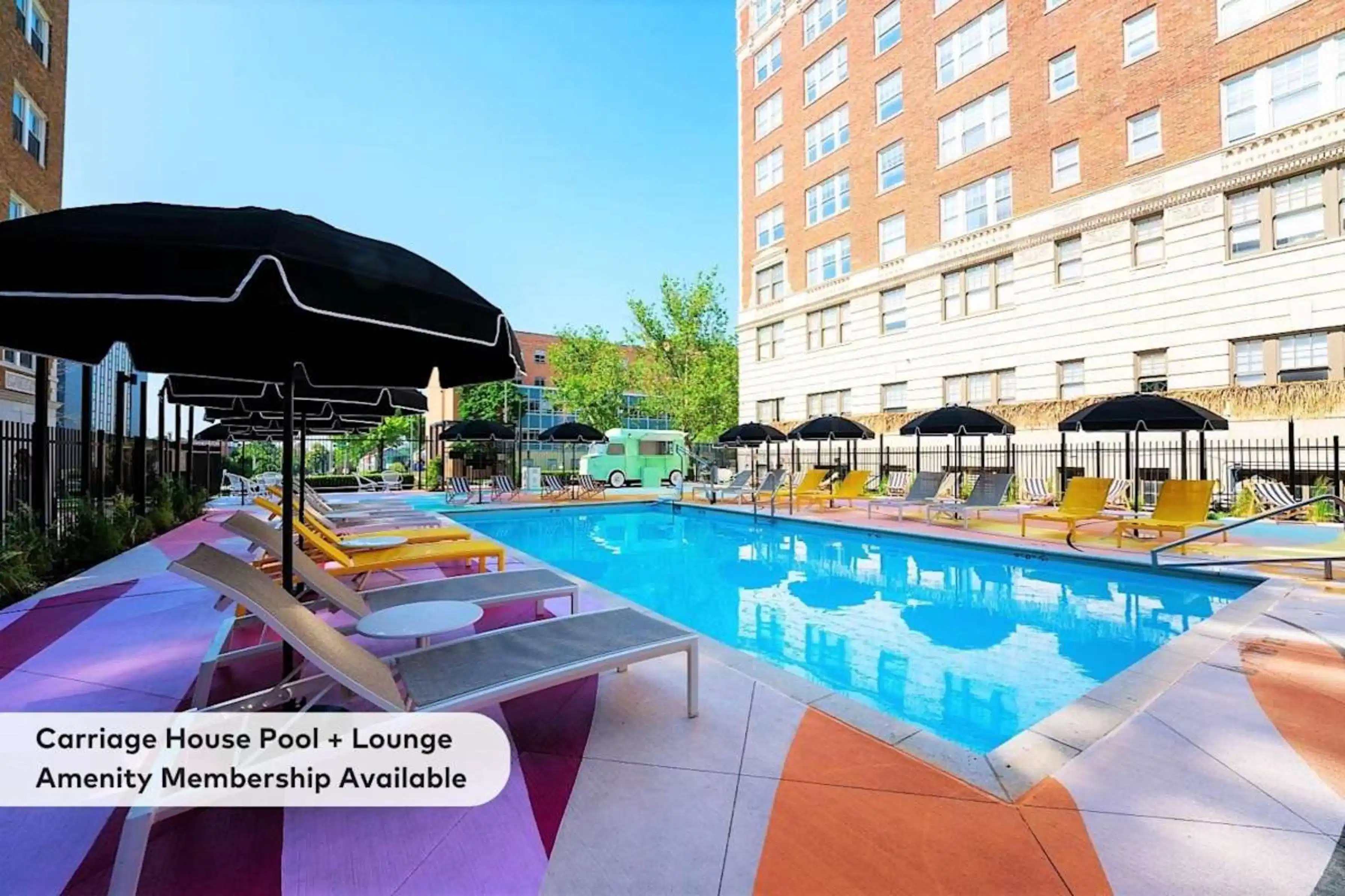 Cleopatra, Kansas City - Kansas City, Kansas, United States - Amenities