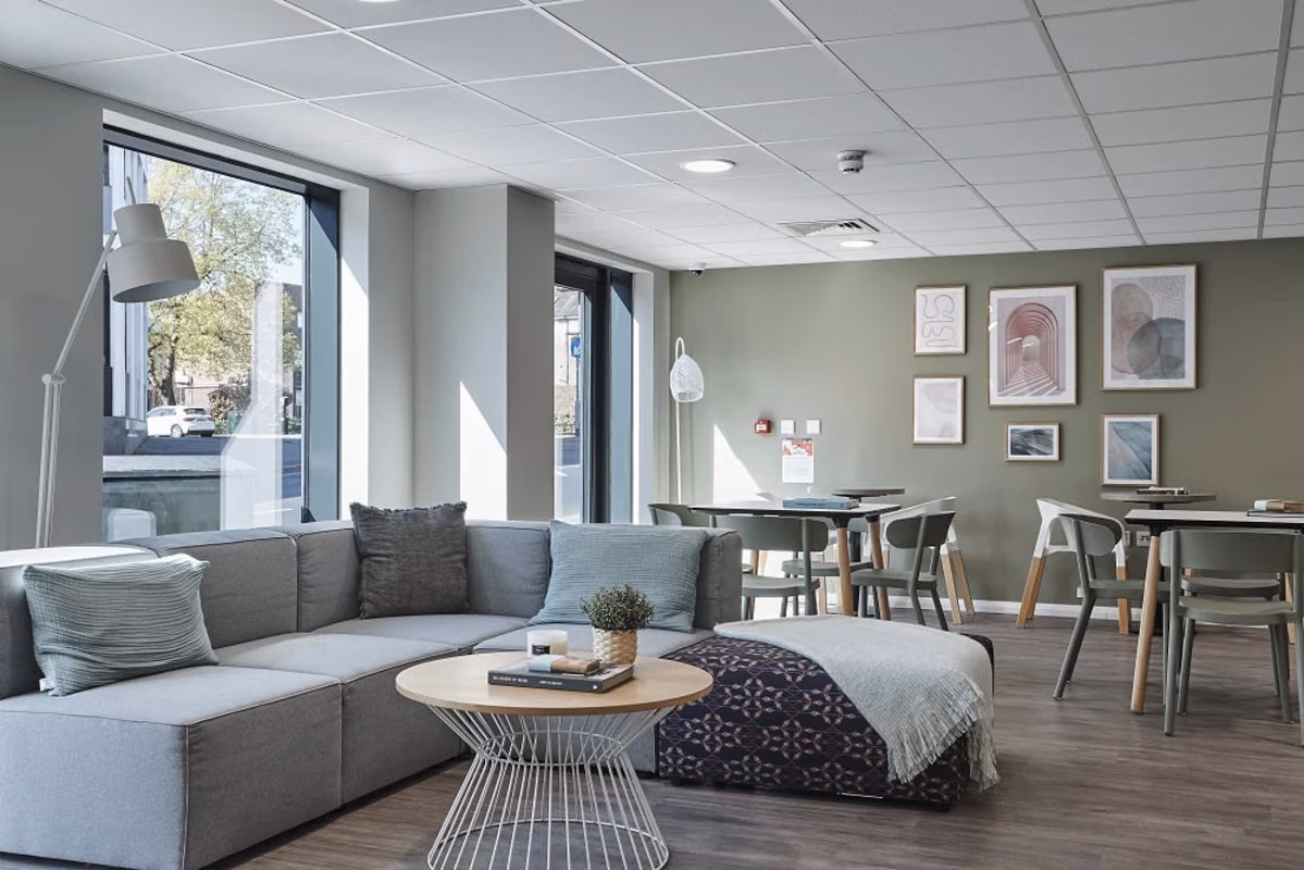 The Bank, Southampton - Southampton, England, United Kingdom - Common Area