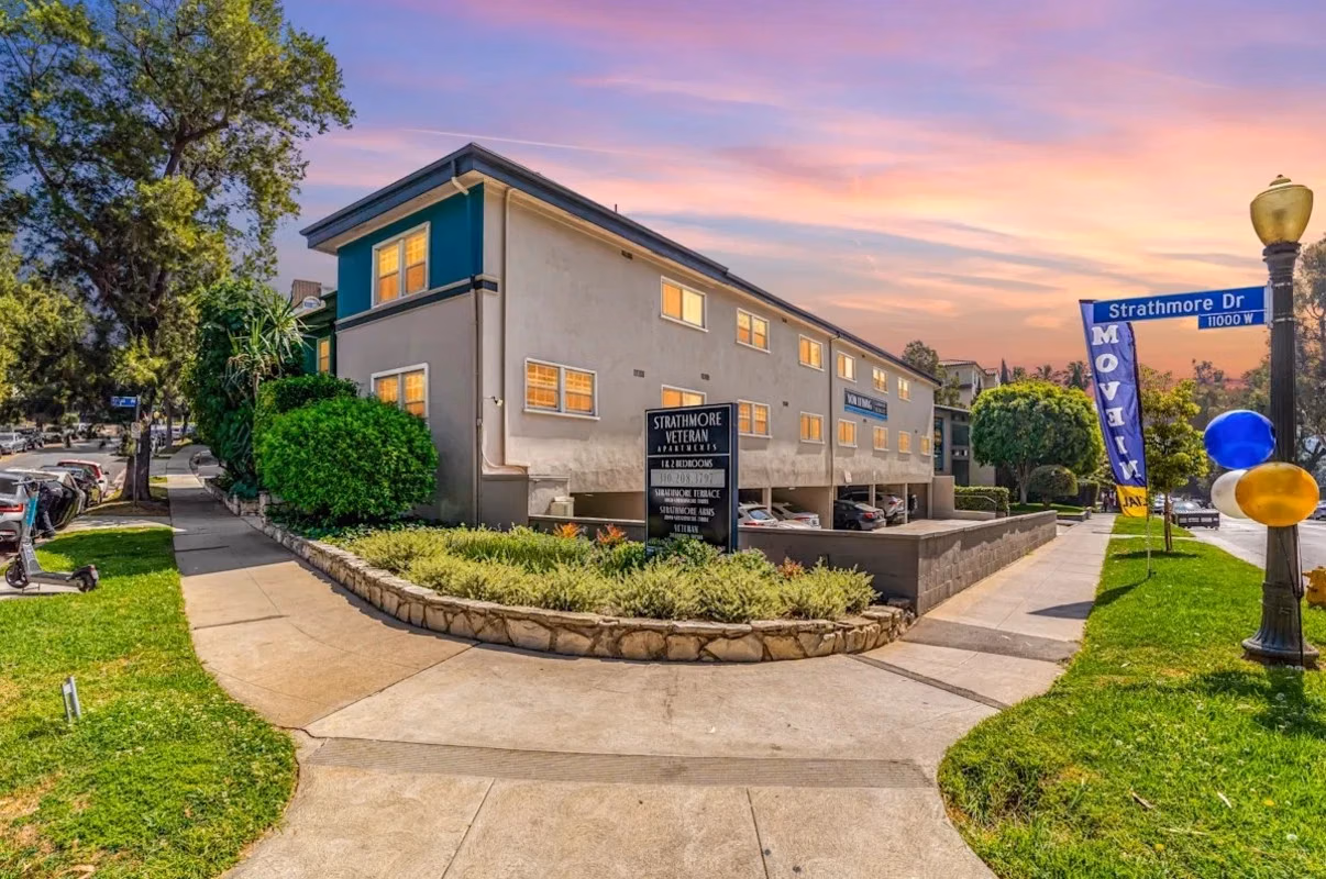Strathmore Arms, Los Angeles - Los Angeles, California, United States - Exterior