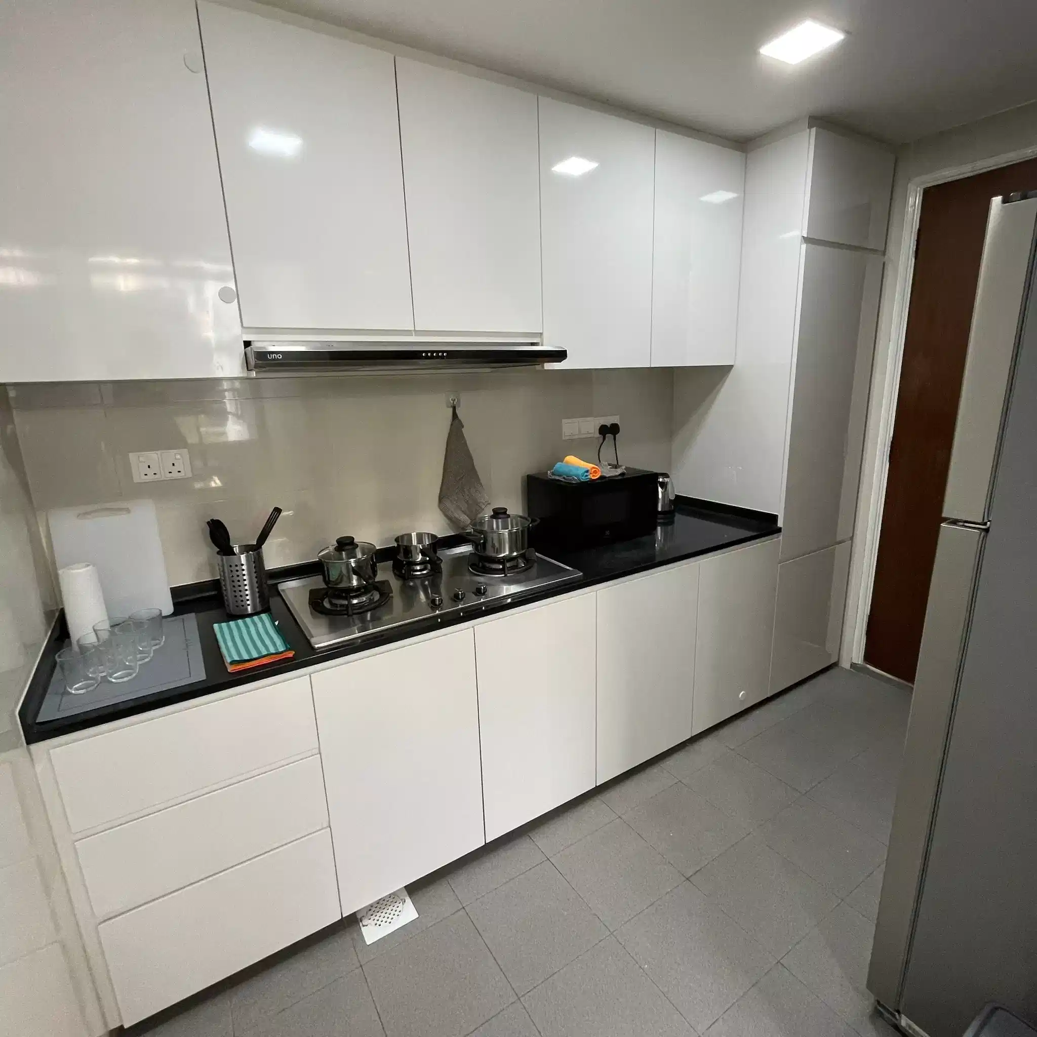 Room In A 4 Bedroom Apartment, 20 Kay Poh Road, Singapore 248969 - Singapore, Singapore - Kitchen