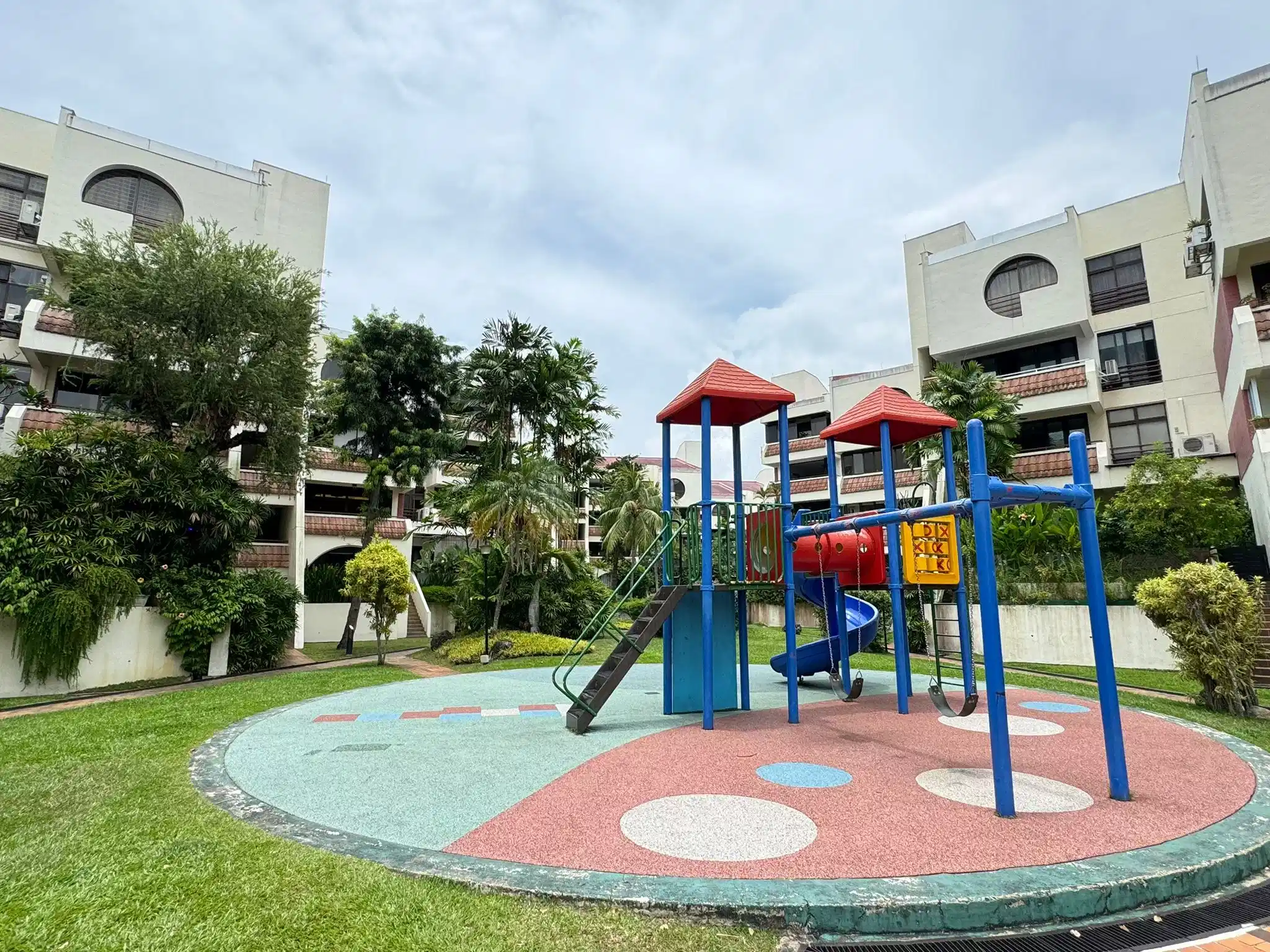 Room in a 4 Bedroom Apartment, 3 Hacienda Grove, Singapore 457909 - Singapore, Singapore - Exterior