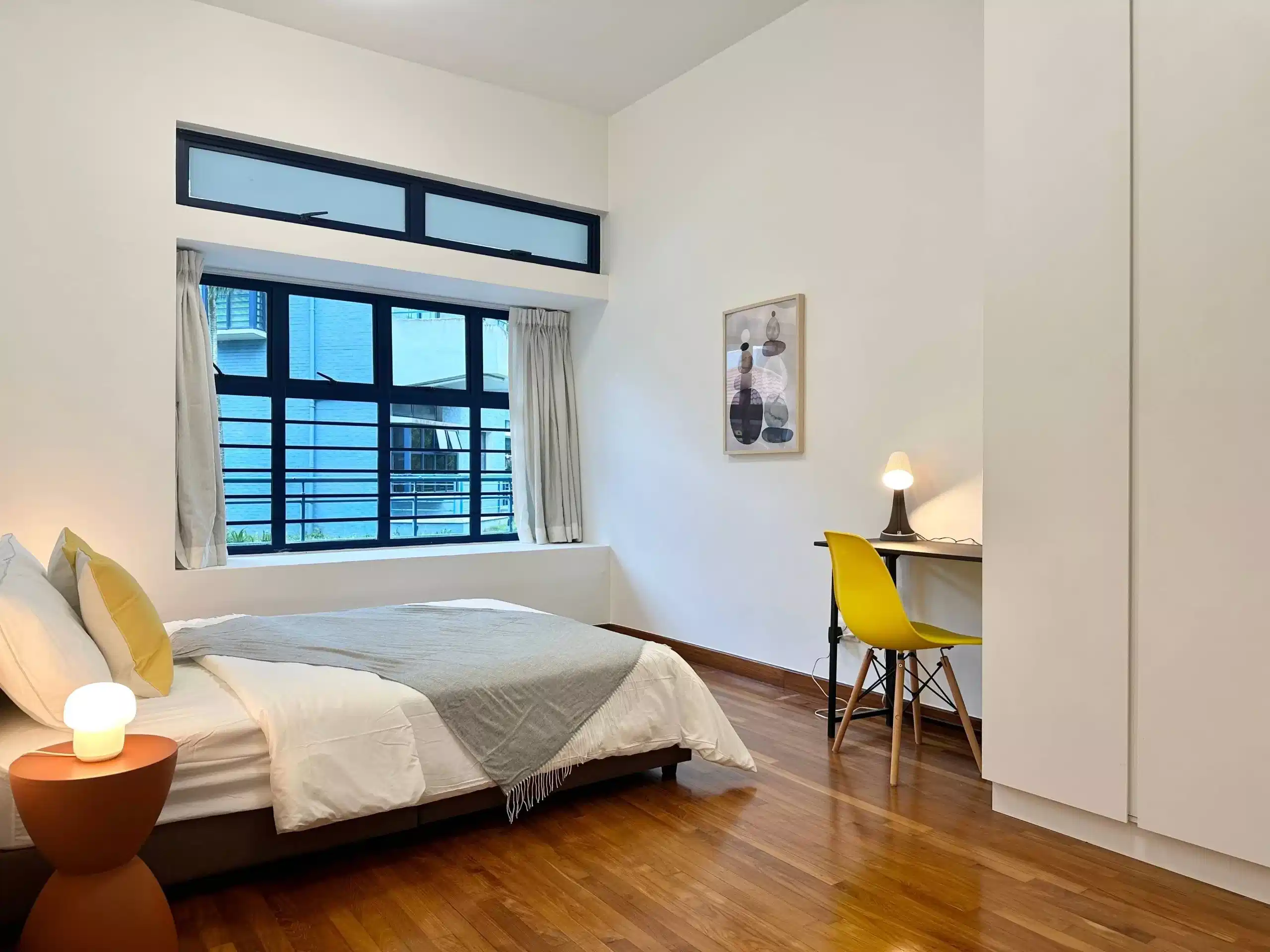 Tap Home - Bedroom?w=400&h=260&fit=crop&q=40&auto=format&trim=auto