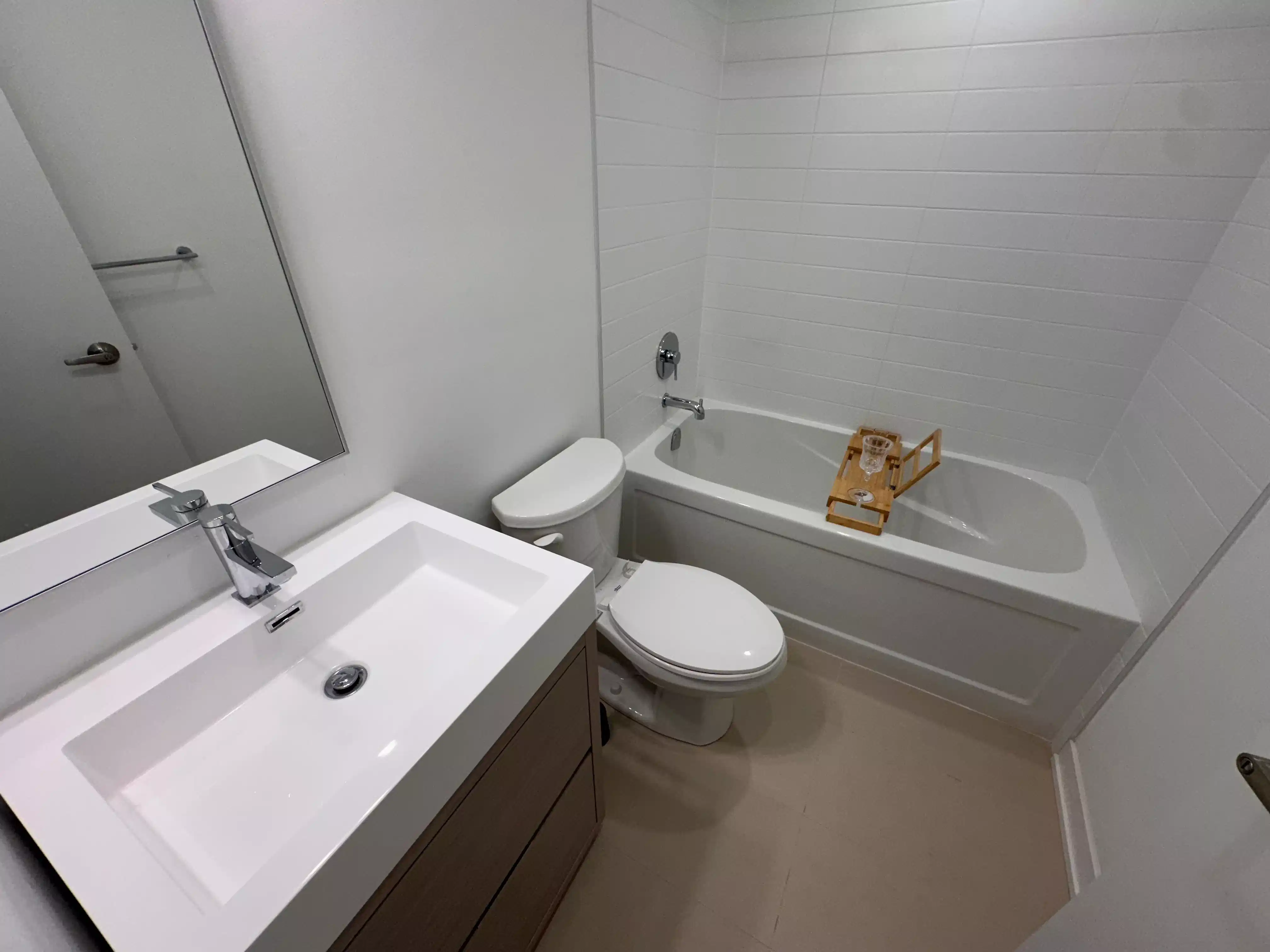 Amenities?w=400&h=260&fit=crop&q=40&auto=format&trim=auto